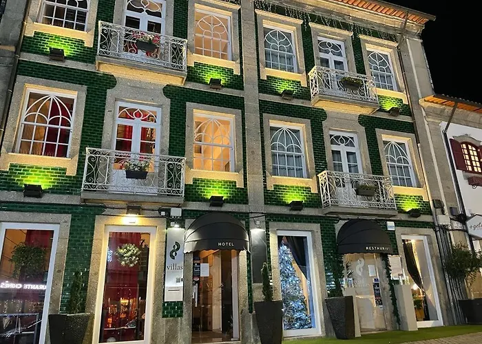 8 VILLAS Hotel&Bistrô